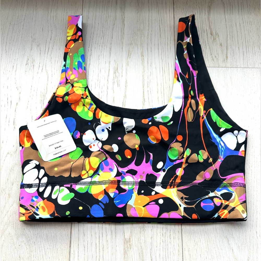 NEW Fabletics Harlyn Midi Medium Impact Sports Bra